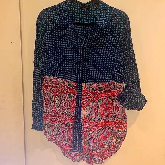 Tolani Silk button down blouse size XS, roll tab sleeves with front pockets - Picture 1 of 13